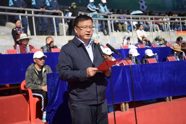 姚明谈中锋角色变迁：应适应现代篮球节奏